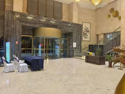 guest photo