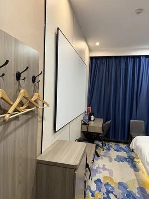 guest photo
