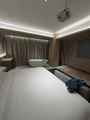 guest photo