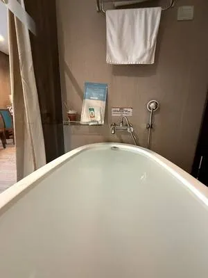 guest photo