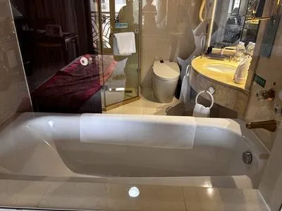 guest photo