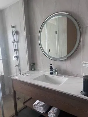 guest photo