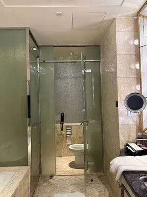 guest photo