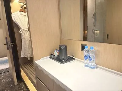 guest photo