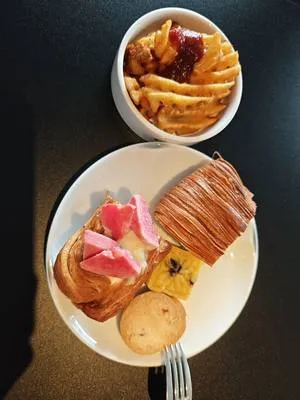 guest photo