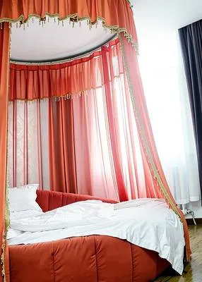 guest photo