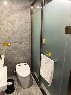 guest photo