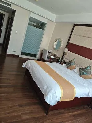guest photo