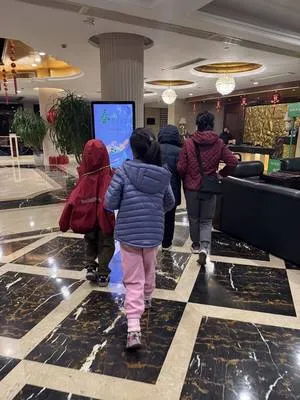 guest photo