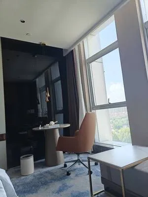 guest photo