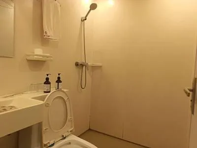 guest photo