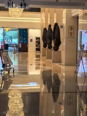 guest photo
