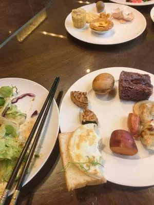 guest photo