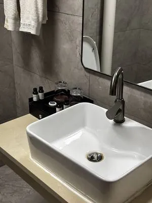 guest photo