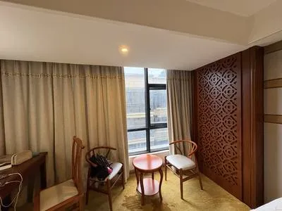 guest photo