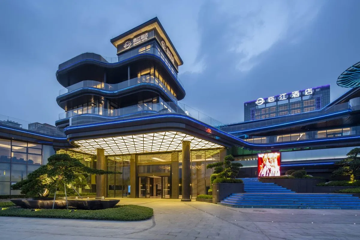 Hongwei Linjiang Hotel
