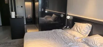 guest photo