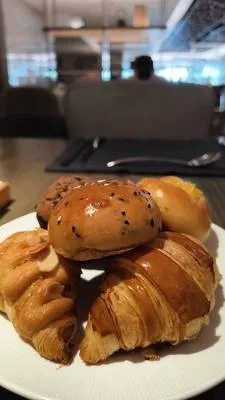 guest photo
