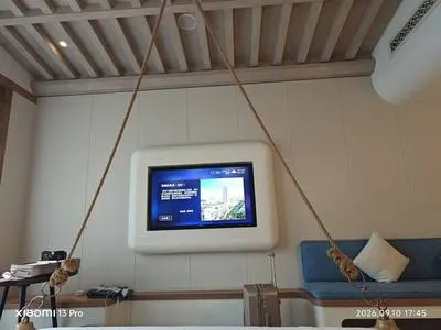 guest photo