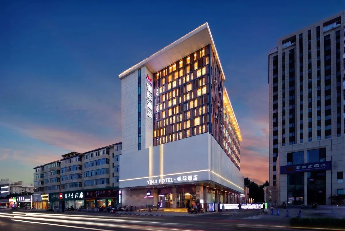 Yinji Hotel Qingshan Dian