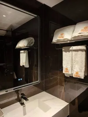 guest photo