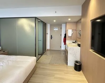 guest photo