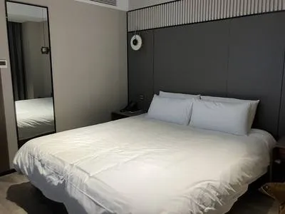 guest photo