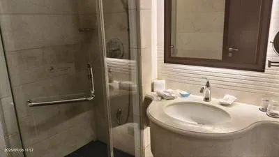 guest photo