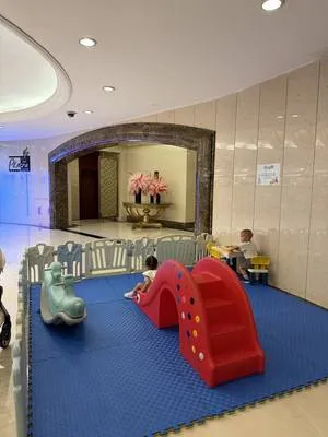 guest photo