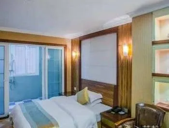 guest photo