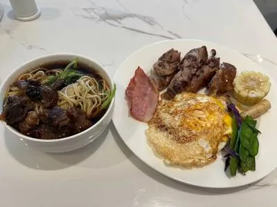 guest photo