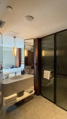 guest photo