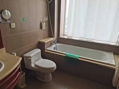 guest photo