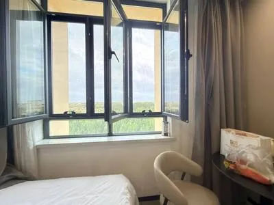 guest photo
