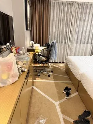 guest photo