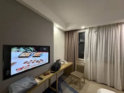 guest photo