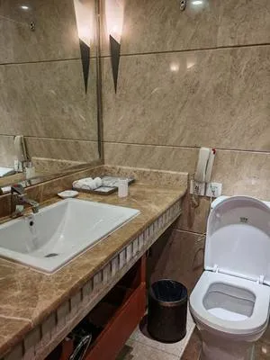 guest photo