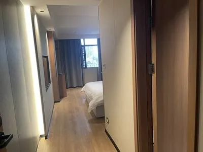 guest photo