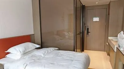 guest photo