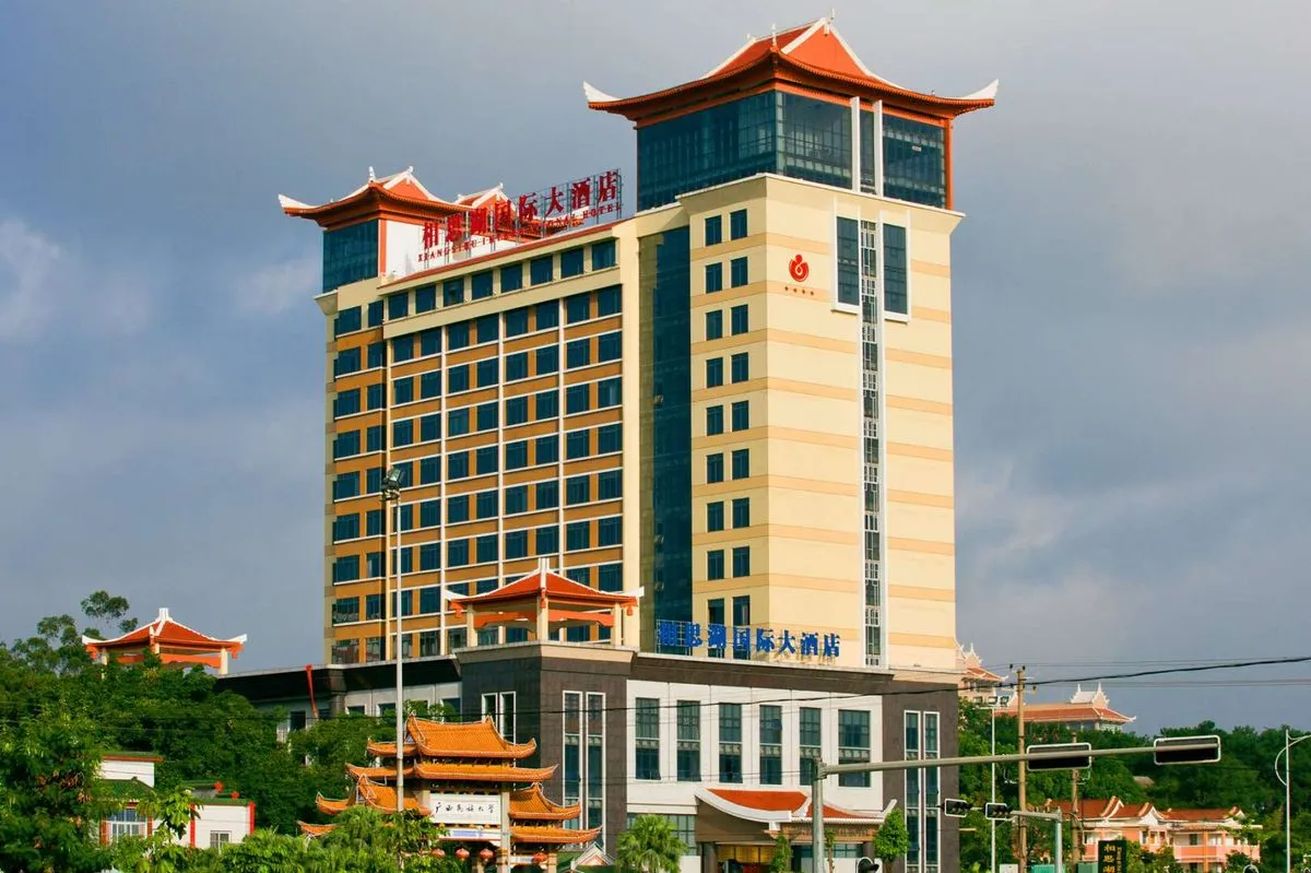 Guangxi Xiangsi Hu International Grand Hotel