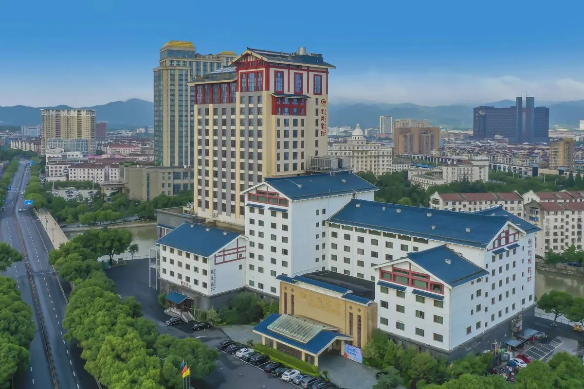 Yixing Hotel