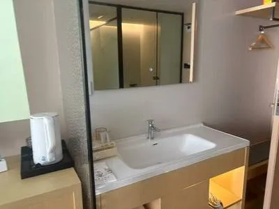 guest photo