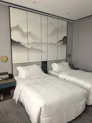 guest photo