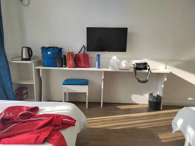 guest photo