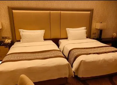 guest photo
