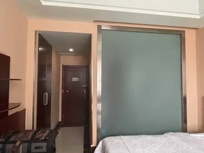 guest photo