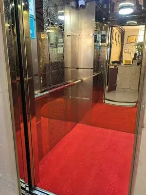 guest photo