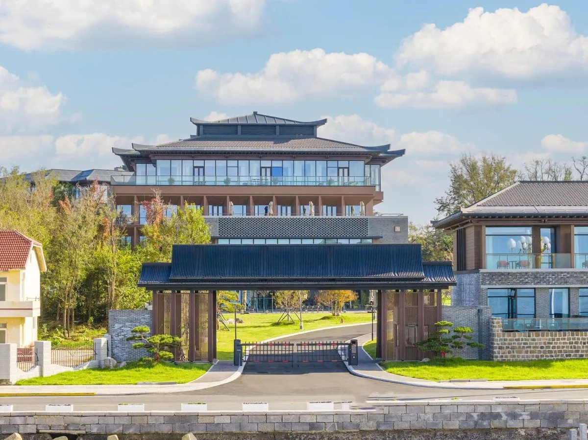 Penglai Baxian Ju Hotel