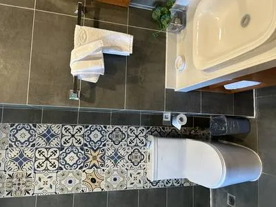 guest photo