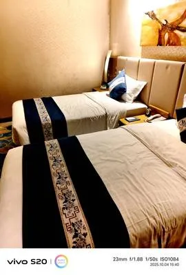guest photo